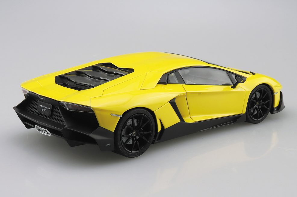 Aoshima 05982 Lamborghini Aventador LP720-4 1/24 – zdjęcie 3