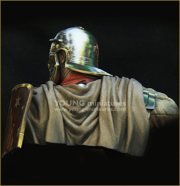 Young Miniatures YH1854 ROMAN LEGIONARY 1st Century 1/10 – image 4