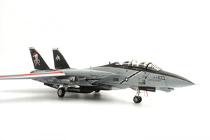 KA Models KP-72002A F-14A PLUS Tomcat &amp;quot;SantaCat&amp;quot; (ex Fujimi) 1/72 – zdjęcie 4