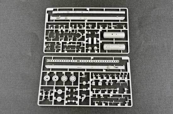 Trumpeter 01033 Russian Zil-131V towed PR-11 SA-2 Guideline 1/35 – zdjęcie 6