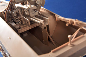 Trumpeter 00943 Sd.Kfz 251/22D 1/16 – image 10
