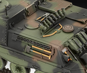 Revell 03353 Raketenjagdpanzer Jaguar 1 1/72 – Bild 4