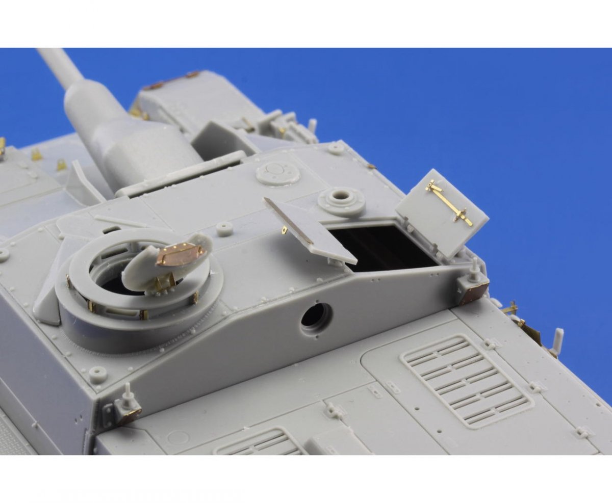 Eduard 36282 StuG.IV last production Dragon – image 8