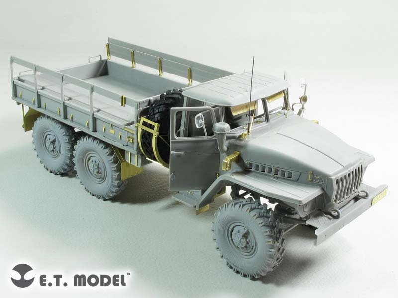 E.T. Model E35-194 Russian URAL-4320 Truck (For TRUMPETER 01012) 1/35 – zdjęcie 5
