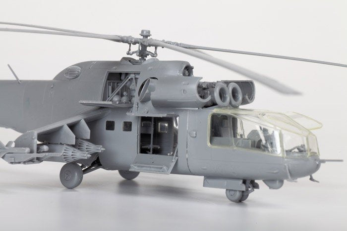 Zvezda 7273 MIL MI-24A HIND 1/72 – zdjęcie 5
