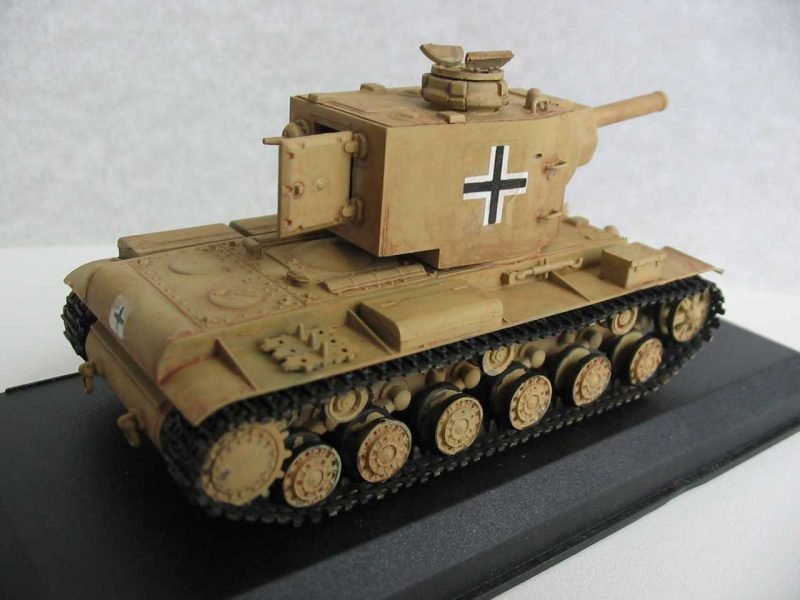 PST 72037 Pz.Kpfw. 754(r) heavy tank 1/72 – zdjęcie 5