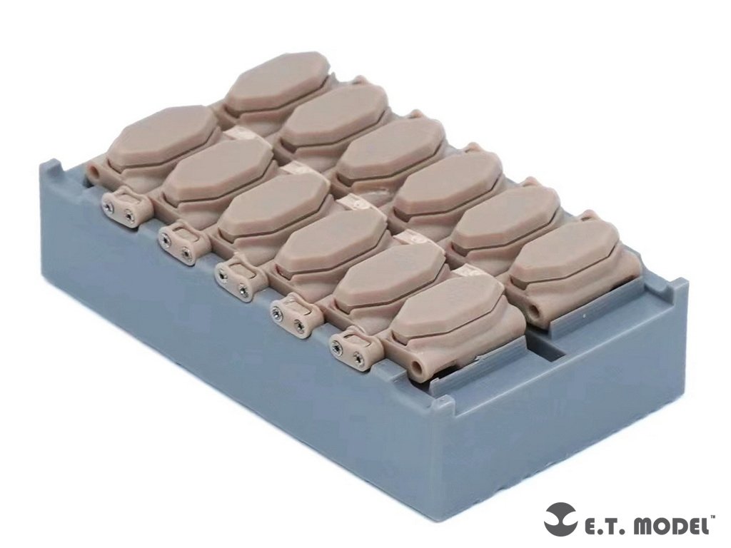 ET Model P35-070 Modern US M48/M60 T142 Workable Track ( 3D Printed ) 1/35 – image 9