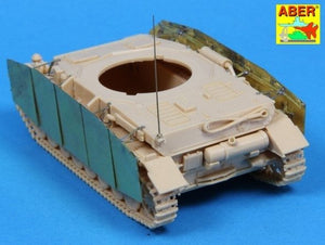 Aber 72A05 Osłony boczne do PzKpfw IV (H.J),Brummbar / Side skirts for PzKpfw IV (H.J),Brummbar 1/72 – immagine 4