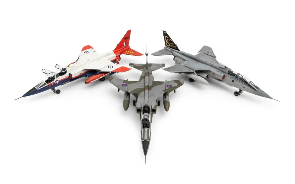 Airfix 11011 SEPECAT Jaguar T.2 &amp;amp; T.4 - 1/48 – Bild 4