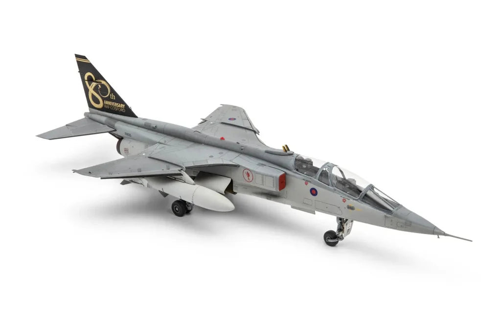 Airfix 11011 SEPECAT Jaguar T.2 &amp;amp; T.4 - 1/48 – Bild 5