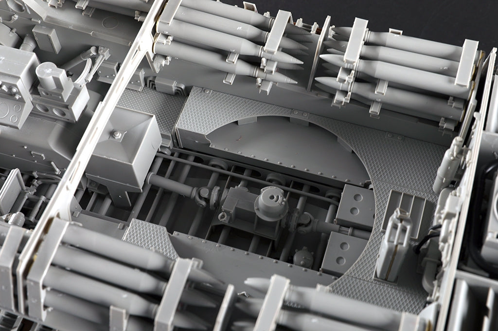 Trumpeter 00948 German Tiger II Heavy Tank - Porsche Turret Early Production 1/16 – zdjęcie 19