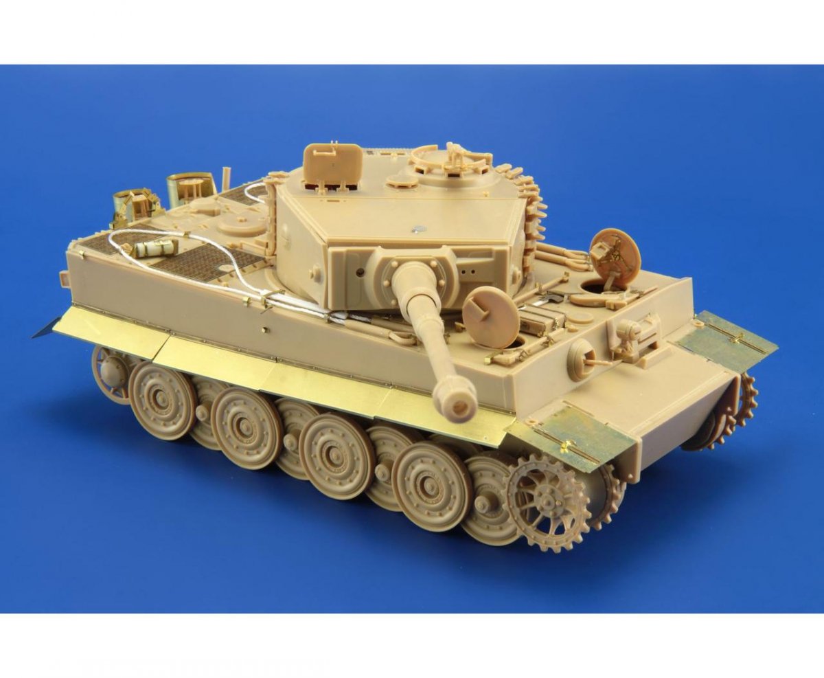Eduard 36318 Tiger I late 1/35 Academy – image 6