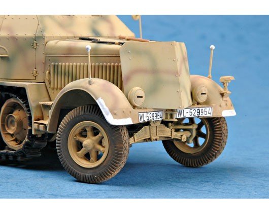 Trumpeter 01524 German 2cm Flakvierling 38 auf Selbstfahrlafette 1/35 – zdjęcie 3