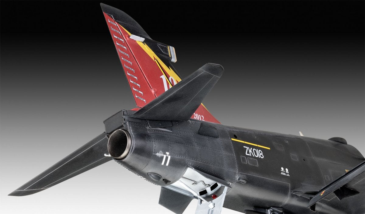 Revell 03852 BAe Hawk T2 1/32 – image 3