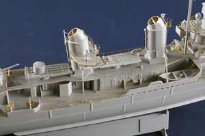 Trumpeter 03723 USS Fletcher DD-445 1/200 – image 8