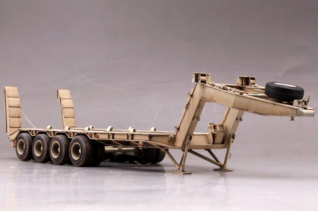 Hobby Boss 85519 M911 C-HET w/m747 Heavy Equipment Semi-Trailer 1/35 – zdjęcie 14