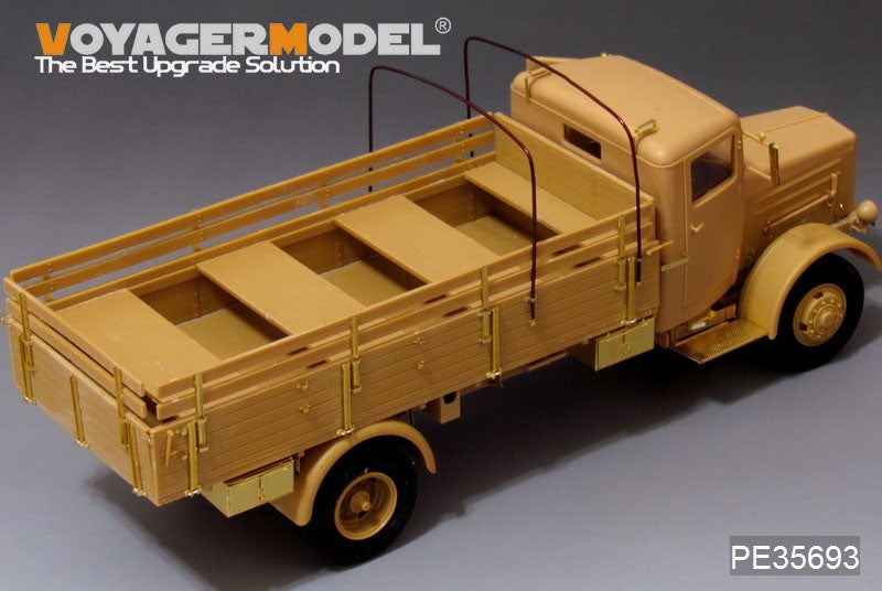 Voyager Model PE35693 WWII German Bussing Nag L4500A 4X4 Cargo Truck For AFV 35270 1/35 – imagen 9