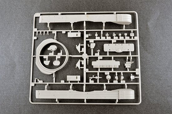 Trumpeter 09547 Russian T-72A Mod 1983 1/35 – image 10