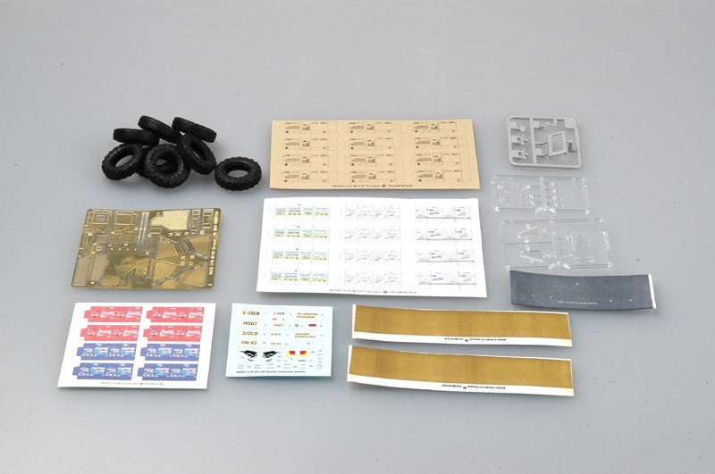 Trumpeter 00397 M1130 Stryker Command Vehicle 1/35 – zdjęcie 8