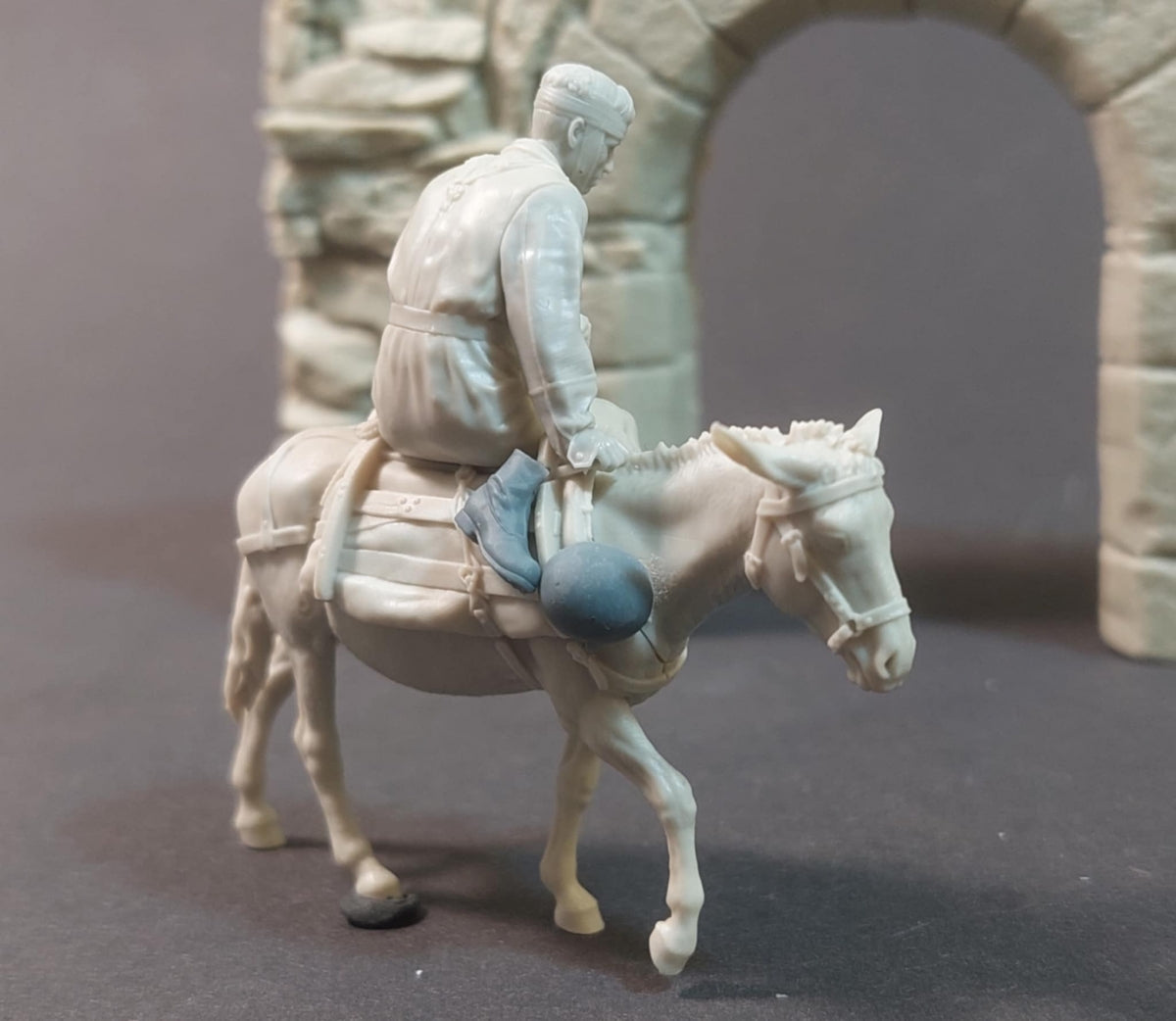Panzer Art FI35-241 Wounded fallschirmjager on a donkey 1/35 – zdjęcie 4