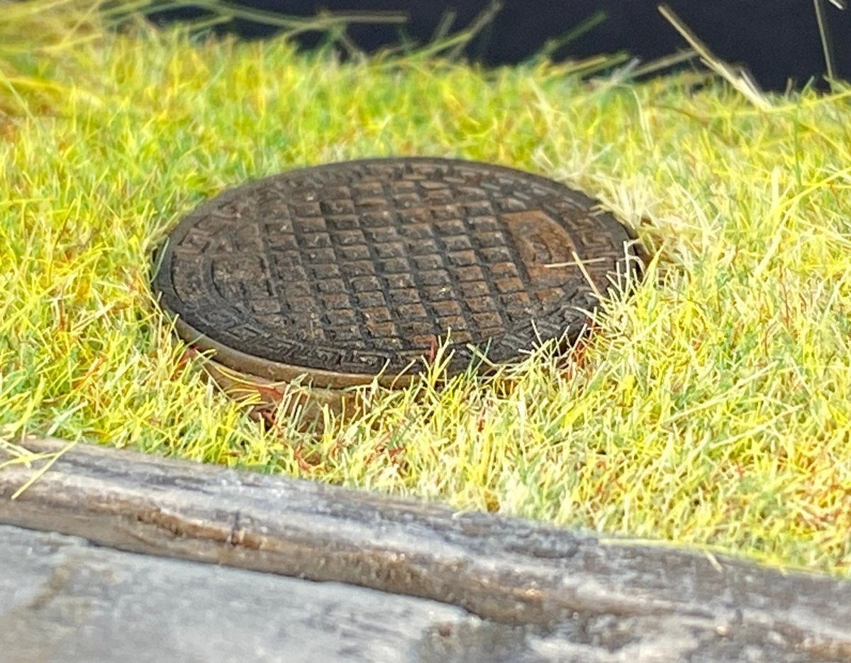 Point of no Return 3523036 Żeliwny właz kanalizacyjny / Cast iron sewer manhole 1/35 – zdjęcie 10