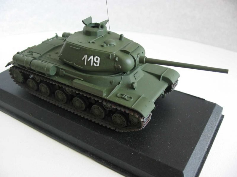 PST 72001 JS-1 Heavy Tank 1/72 – image 4