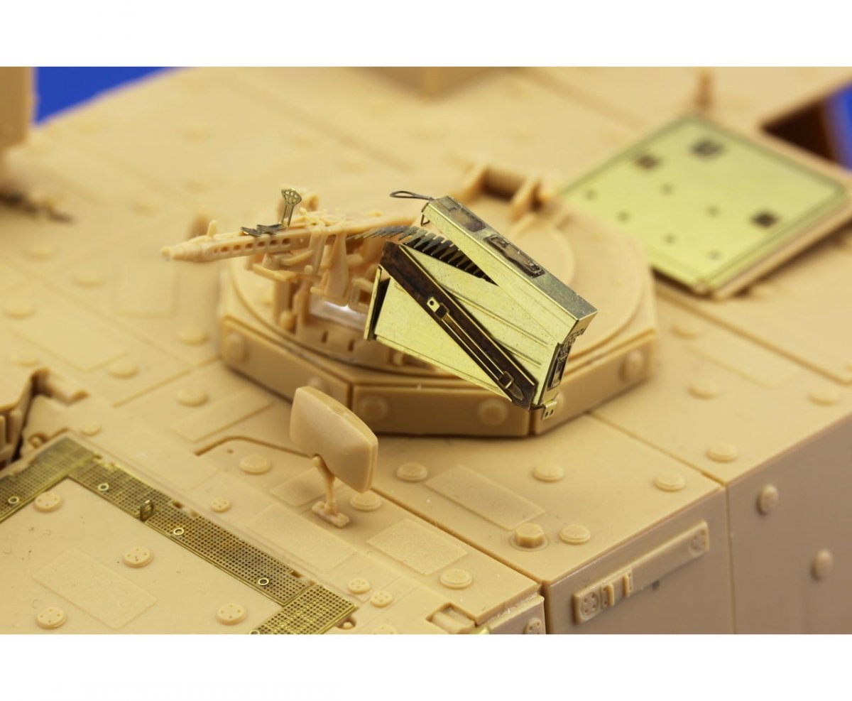 Eduard 36215 Boxer MRAV 1/35 Hobby Boss – zdjęcie 4