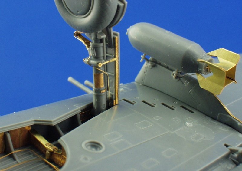 Eduard 49226 P-47D-20 1/48 Tamiya – zdjęcie 13