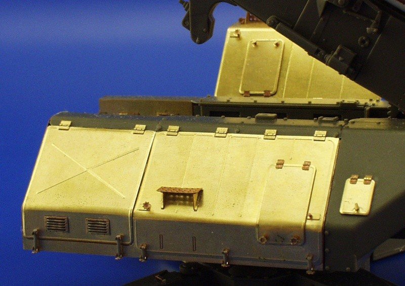 Eduard 35695 SA-2 Missile on launcher 1/35 Trumpeter – image 6