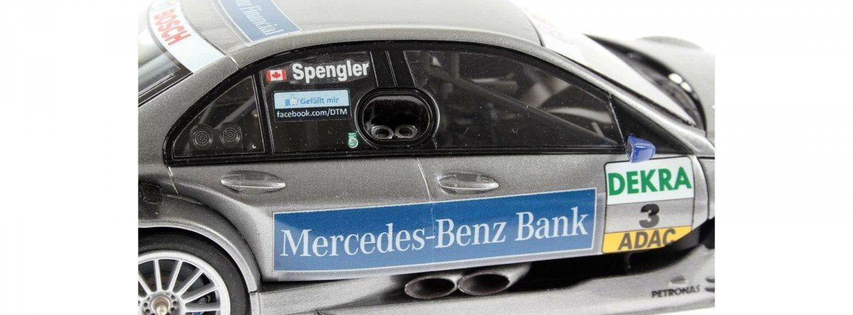 Revell 07087 Mercedes Bank AMG C-Klasse DTM 201 1/24 – image 4
