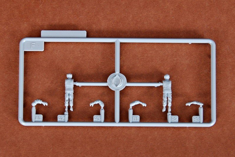 Trumpeter 07217 JAPAN TYPE61 TANK 1/72 – zdjęcie 8