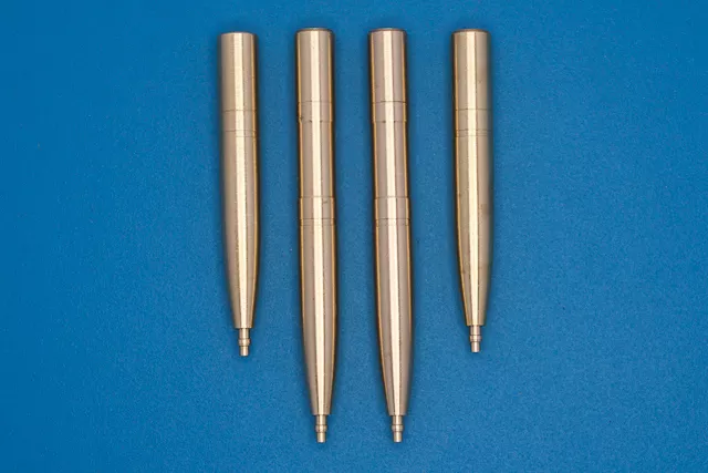 RB Model 32AB11 4 x 20mm Hispano cannons Those barrels where used in Spitfire &amp;quot;wing E&amp;quot; 1/32 – zdjęcie 3