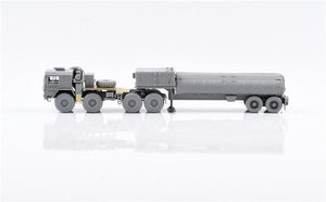 Modelcollect UA72096 NATO M1014 MAN Tractor &amp;amp; BGM-109G Ground Launched Cruise Missile 1/72 – imagen 6