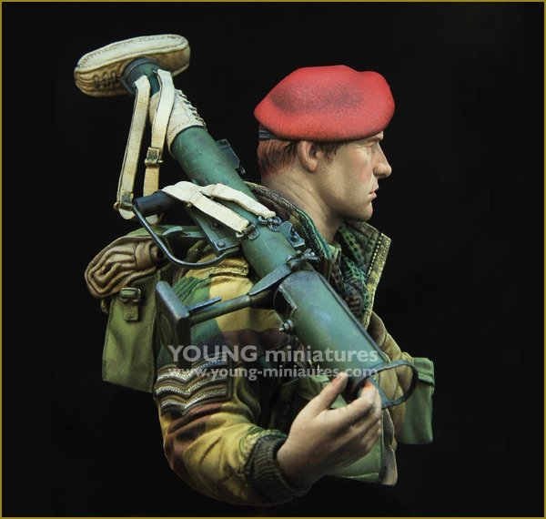 Young Miniatures YM1871 British Airborne WWII with PIAT 1/10 – zdjęcie 7