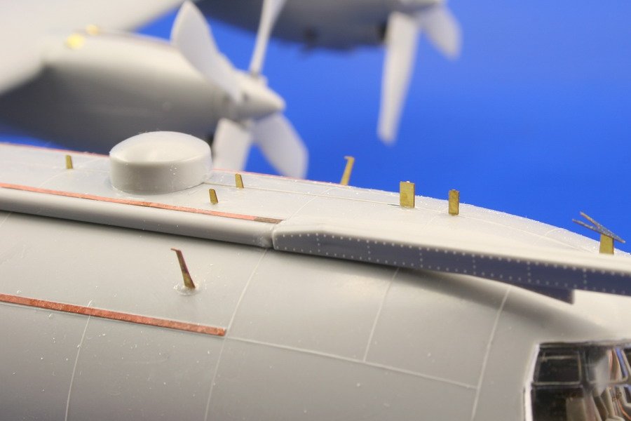 Eduard 72461 C-130H exterior 1/72 ITALERI – image 9