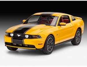 Revell 07046 Mustang GT 2010 Model Kit 1/25 – immagine 2