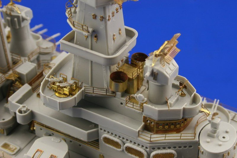 Eduard 53018 USS BB-55 North Carolina 1/350 Trumpeter – zdjęcie 19