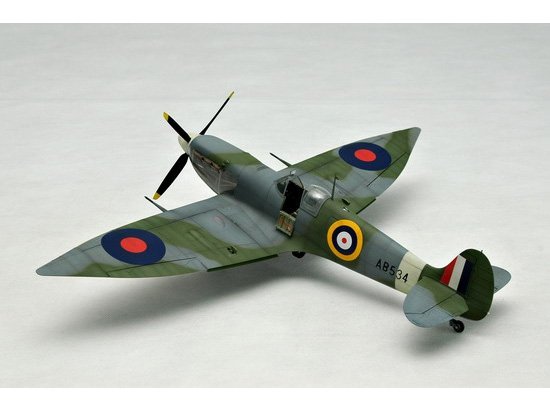 Trumpeter 02413 Spitfire MK.VI 1/24 – image 5