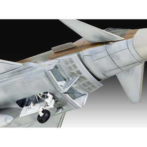 Revell 03900 British Legends: Eurofighter Typhoon RAF 1/72 – immagine 4