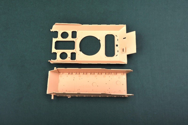 Hobby Boss 82492 German Panther Ausf.D Flak Bergepanther 1/35 – zdjęcie 8