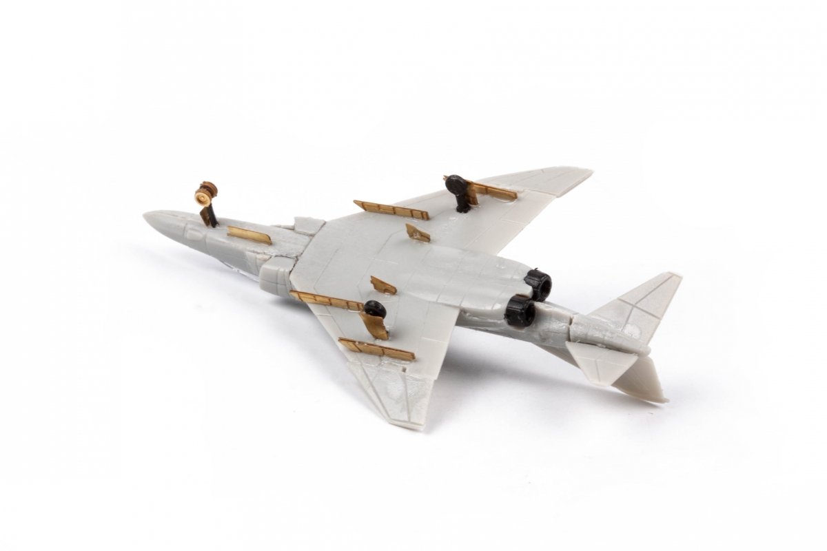 Eduard 53295 USS Nimitz CVN-68 part 1 TRUMPETER 1/350 – image 4