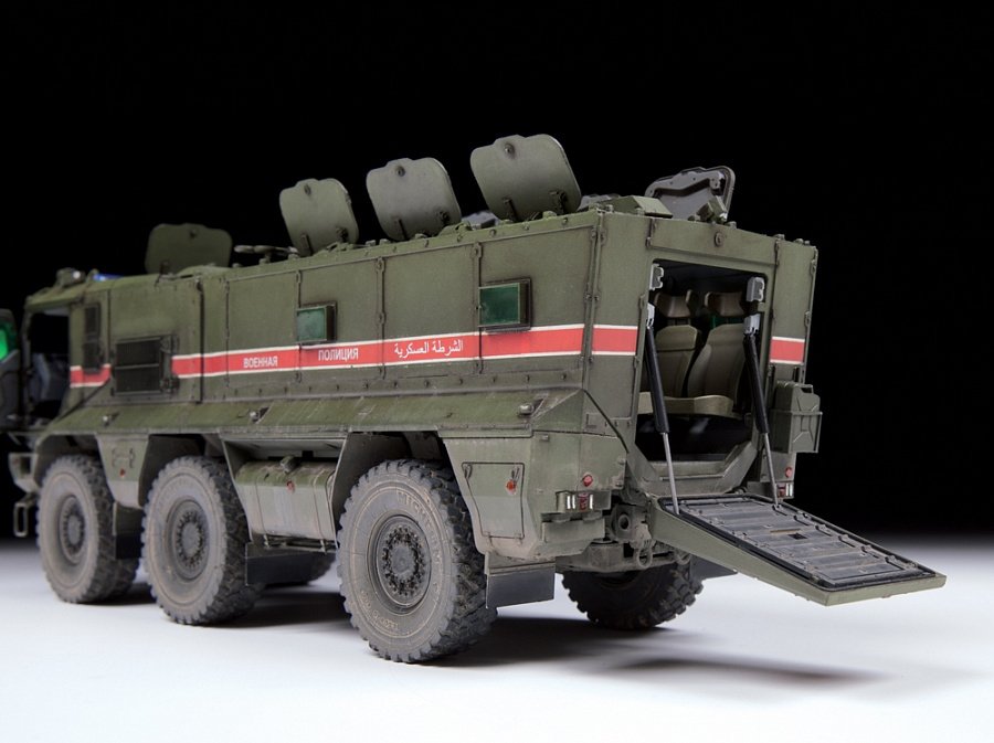 Zvezda 3701 Russian armored vehicle Typhoon-K 1/35 – Bild 6