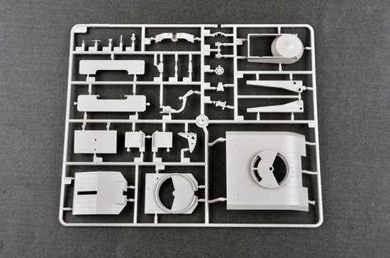 Trumpeter 01028 Russian BM-21 Grad Multiple Rocket Launcher 1/35 – image 8