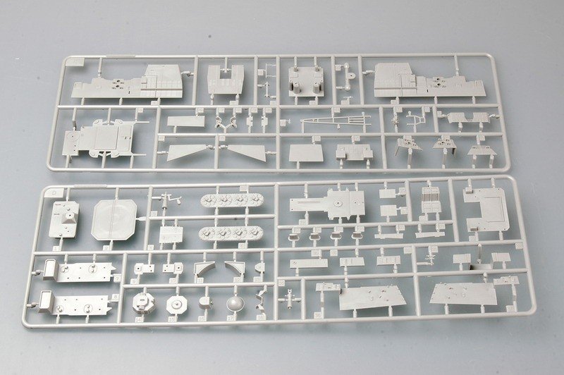 Trumpeter 04519 Russian Navy Slava class Cruiser Varyag ex-Chervona Ukrayina 1/350 – zdjęcie 4