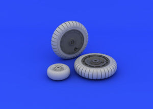 Eduard 632055 Fw 190F-8 wheels 1/32 Revell – image 2