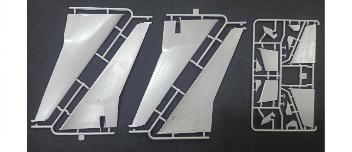 Mikromir 144-036 McDonnell Douglas MD-11 PW 1/144 – image 3