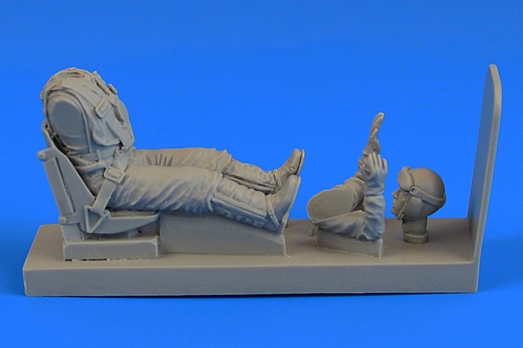Aerobonus 320116 German Luftwaffe Pilot with seat for Fw 190 for Hasegawa/Revell 1/32