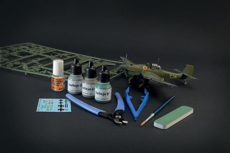 Italeri 72010 Junker Ju-87B Stuka - Complete Set For Modeling - Starter kit 1/72 – immagine 2
