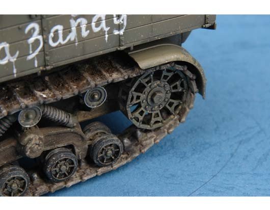 Trumpeter 01573 Voroshilovets Tractor 1/35 – zdjęcie 7
