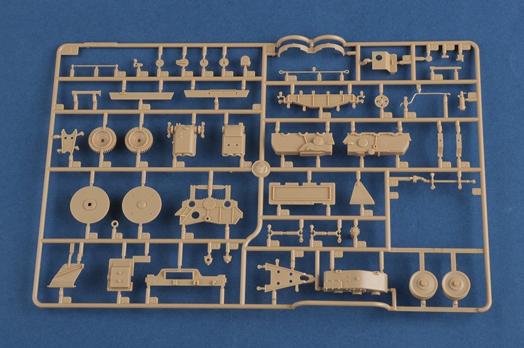 Hobby Boss 84554 German Sd.Kfz.179 Bergepanther Ausf.G Late Version 1/35 – zdjęcie 8